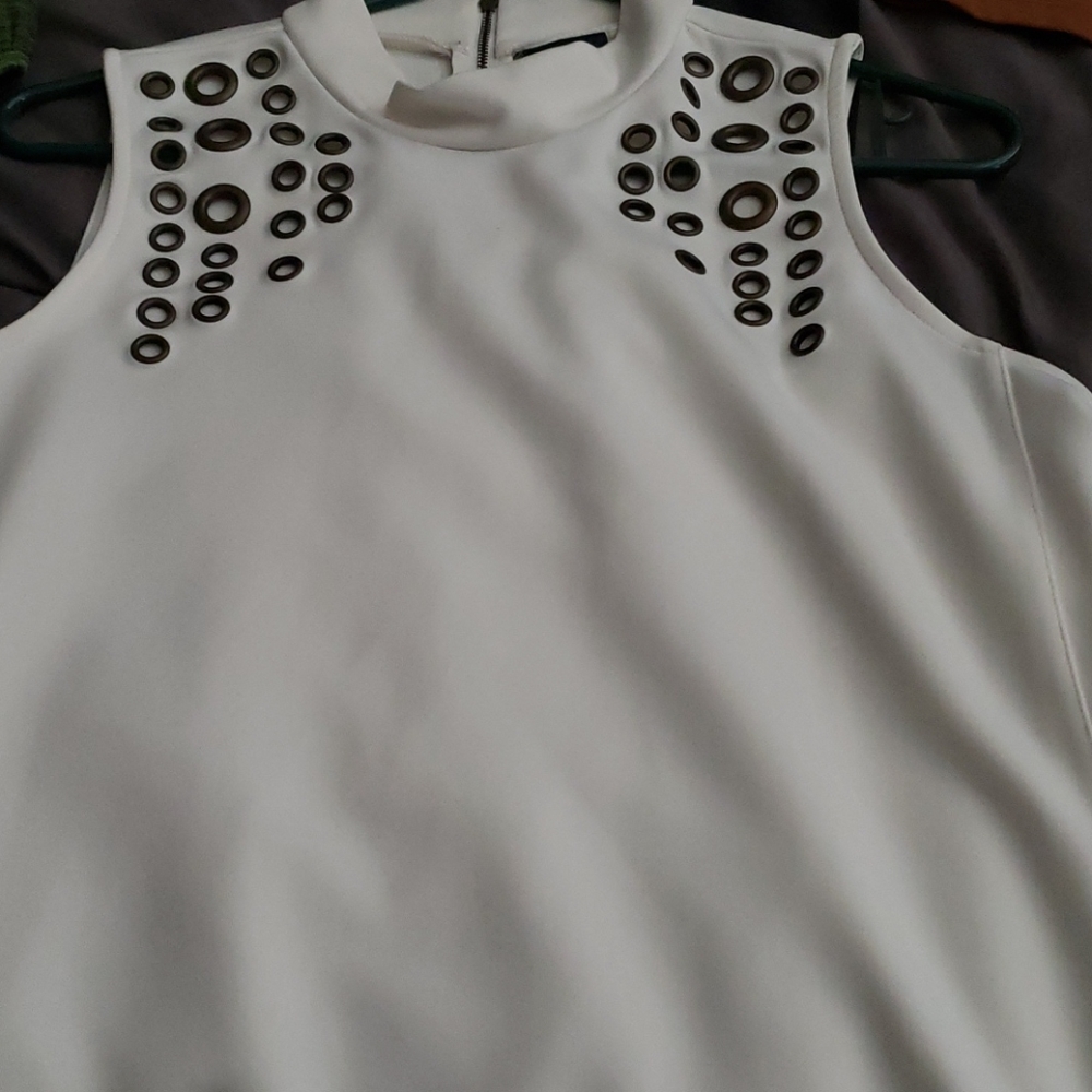 Womens Ivory top